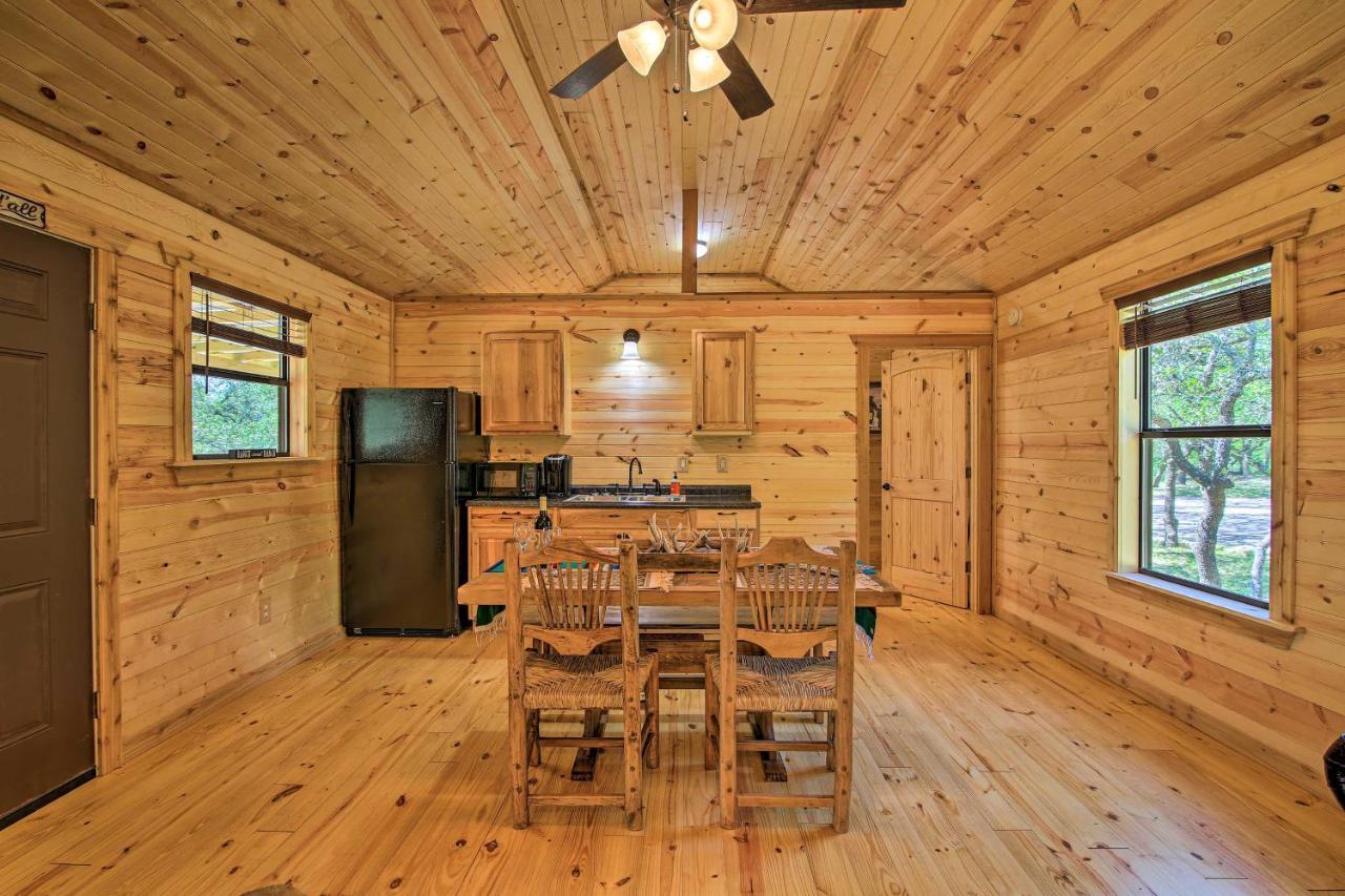 Rustic-Chic Country Cabin - 10 Mi To Main Street! Fredericksburg Eksteriør billede