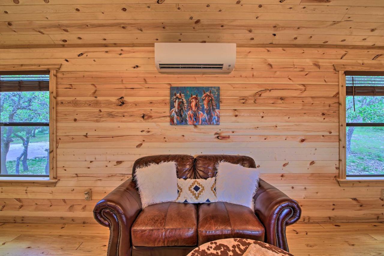 Rustic-Chic Country Cabin - 10 Mi To Main Street! Fredericksburg Eksteriør billede